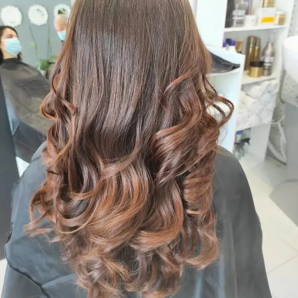 Acabamento profissional corte cabelo em Casal de São Brás, Amadora