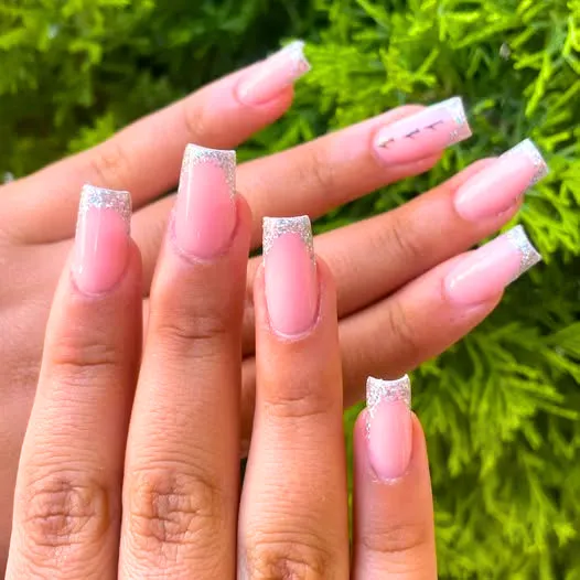 Nail design criativo e moderno em Casal de São Brás, Amadora