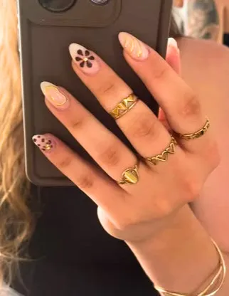 Nail design personalização total em Amadora